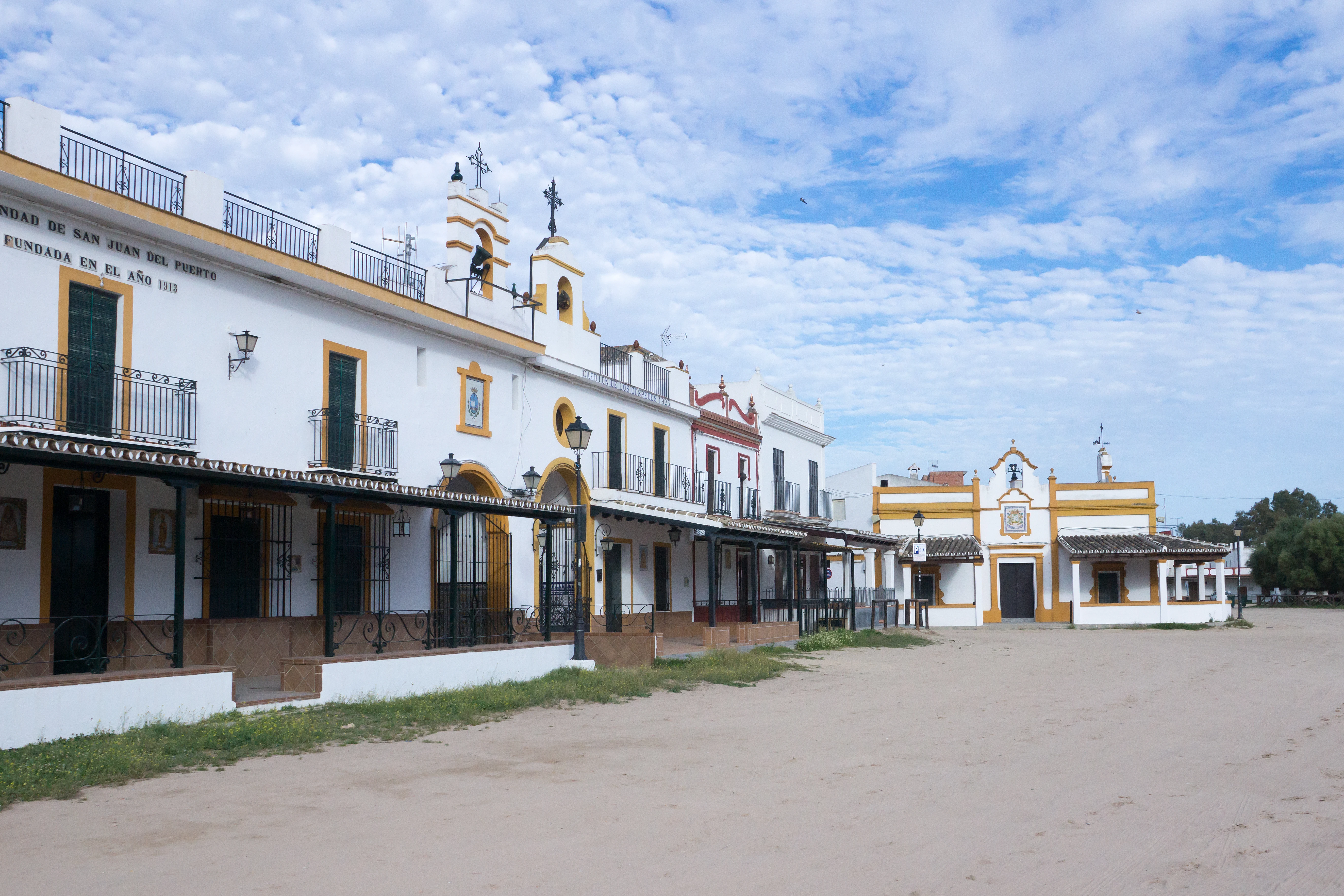 DSC00604, El Rocio, Coto Donana, Andalucia, Spain — photo by Jim Bennett
