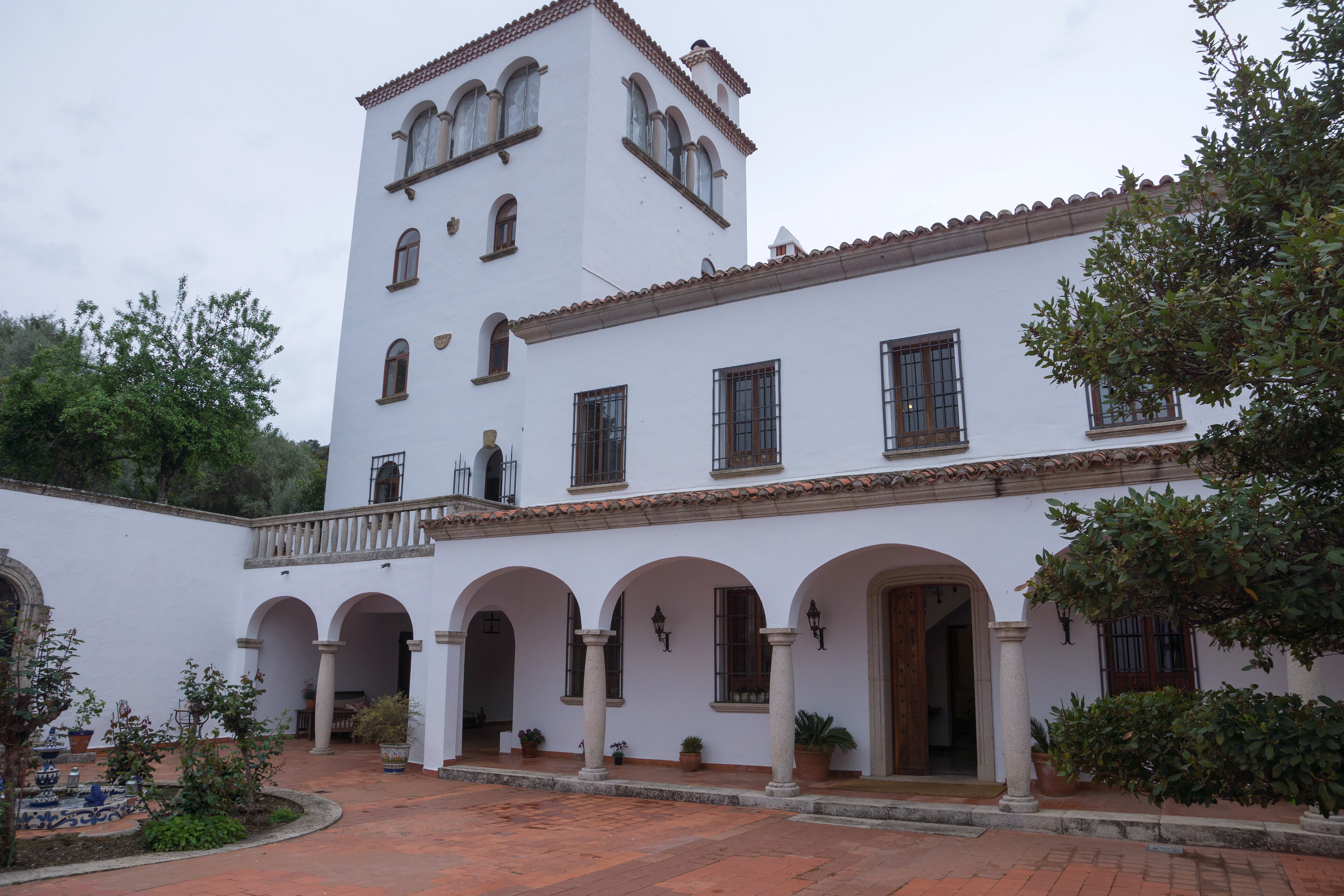 Our hotel Vinas Las Torres, Vinas Las Torres, Trujillo, Extremadura, Spain — photo by Jim Bennett