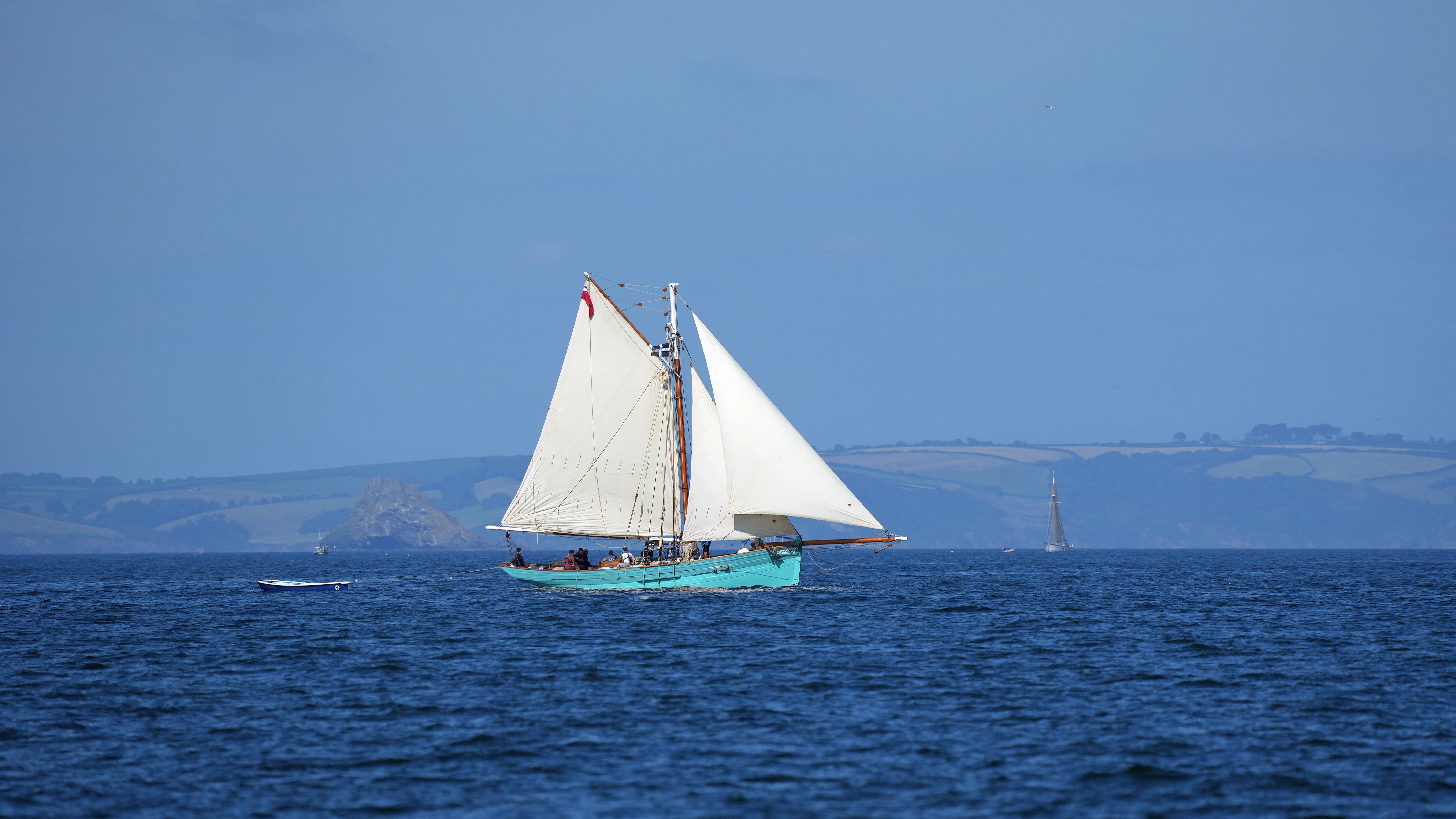 Traditional sailing boat, Falmouth Bay, Cornwall, UK — photo by Jim Bennett