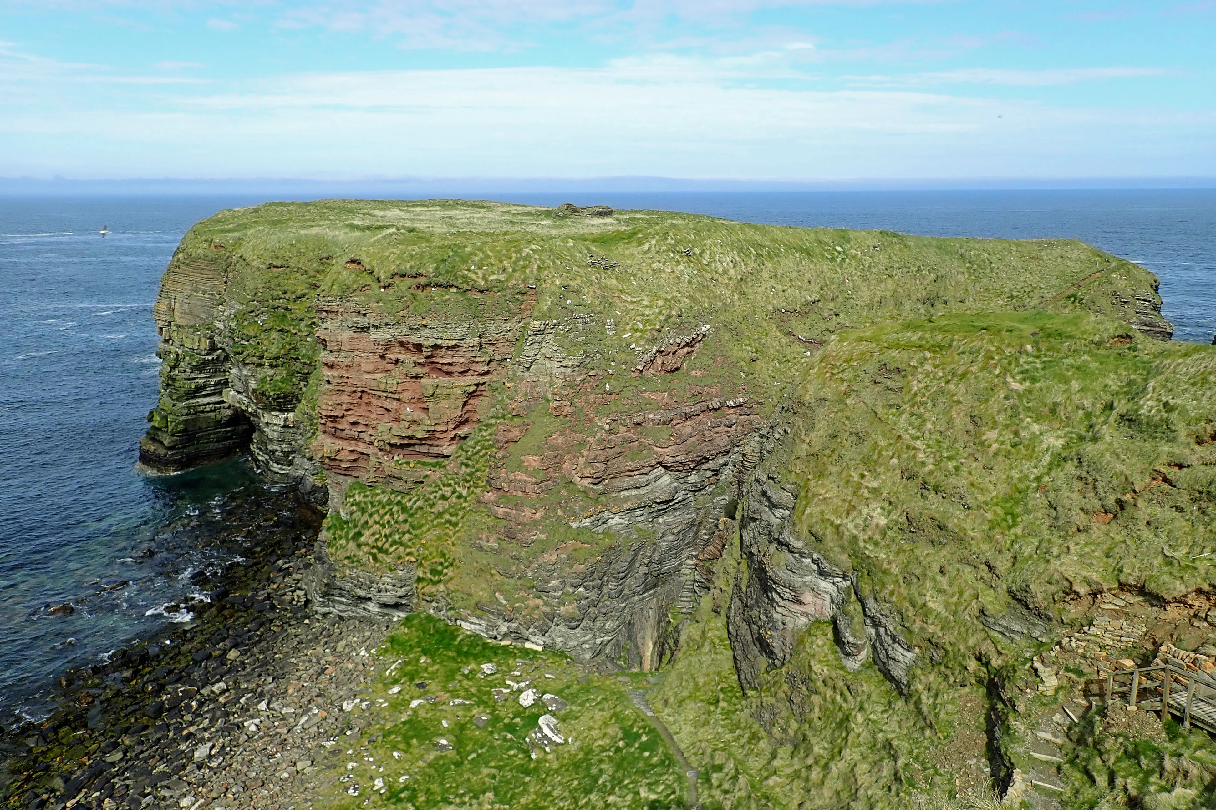 Brough of Deerness, Deerness, Orkney, UK — photo by Jim Bennett