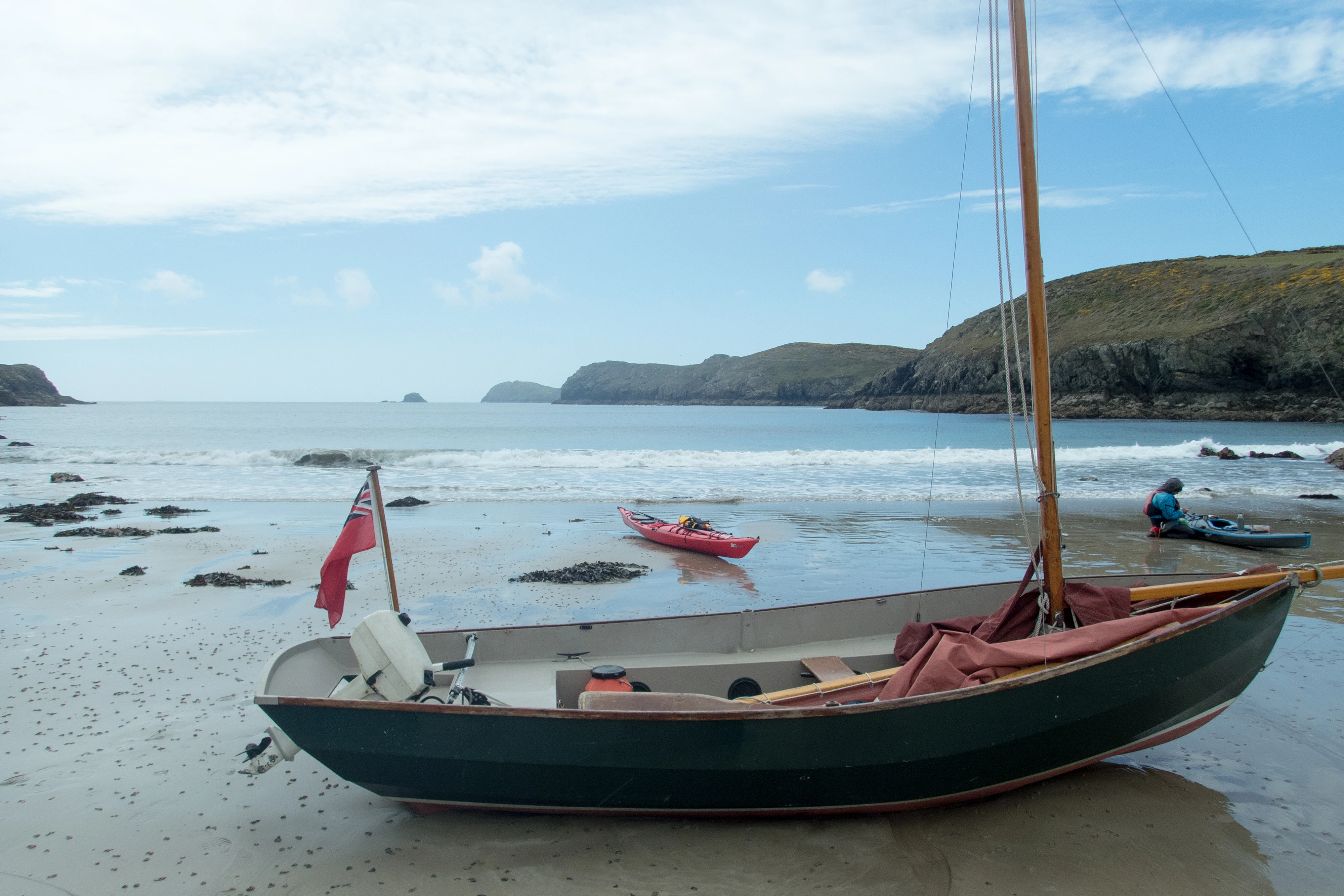 P5130080, Porthlysgi Bay, Pembrokeshire, UK — photo by Jim Bennett