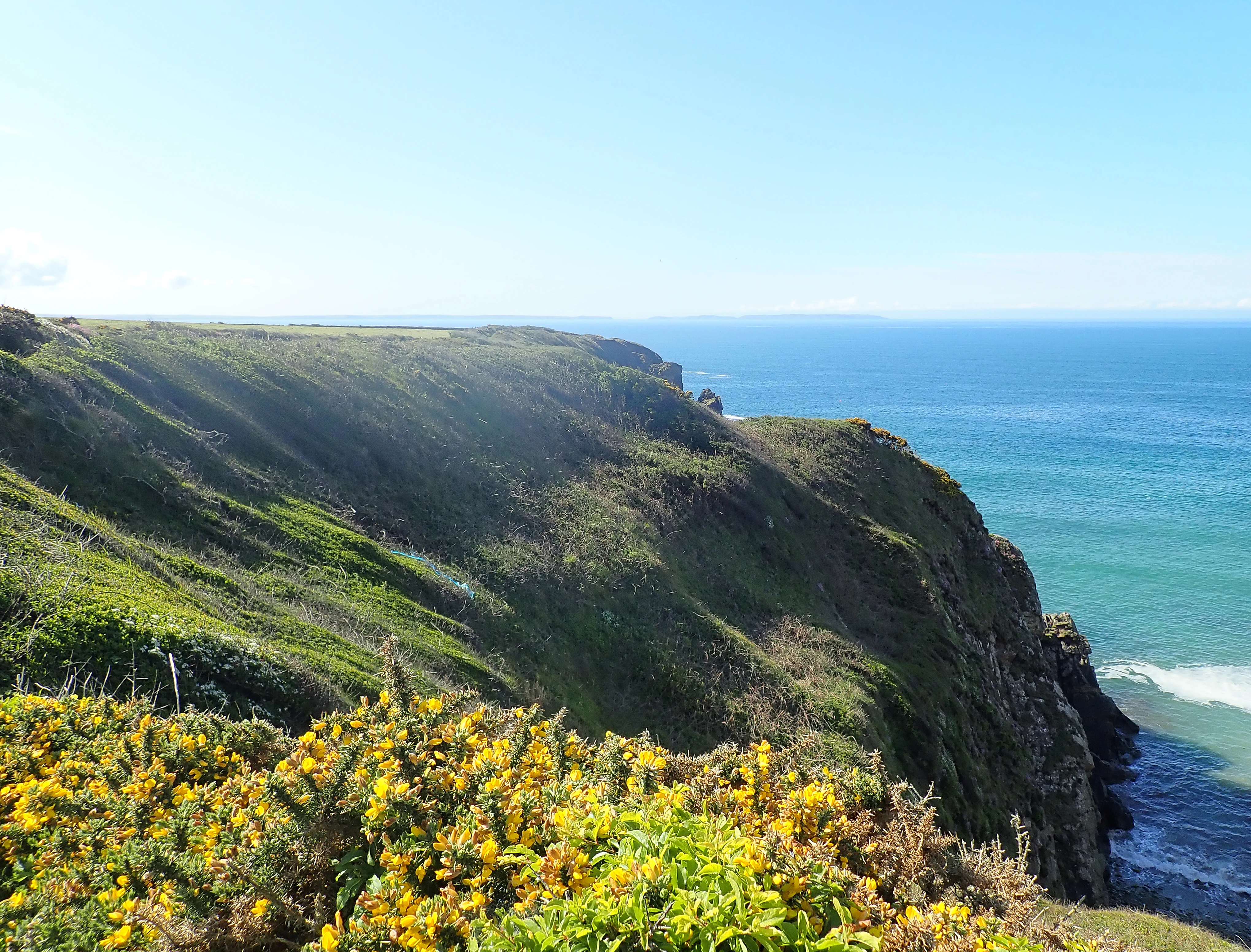 P5140087, Caerfai Bay, Pembrokeshire, UK — photo by Jim Bennett
