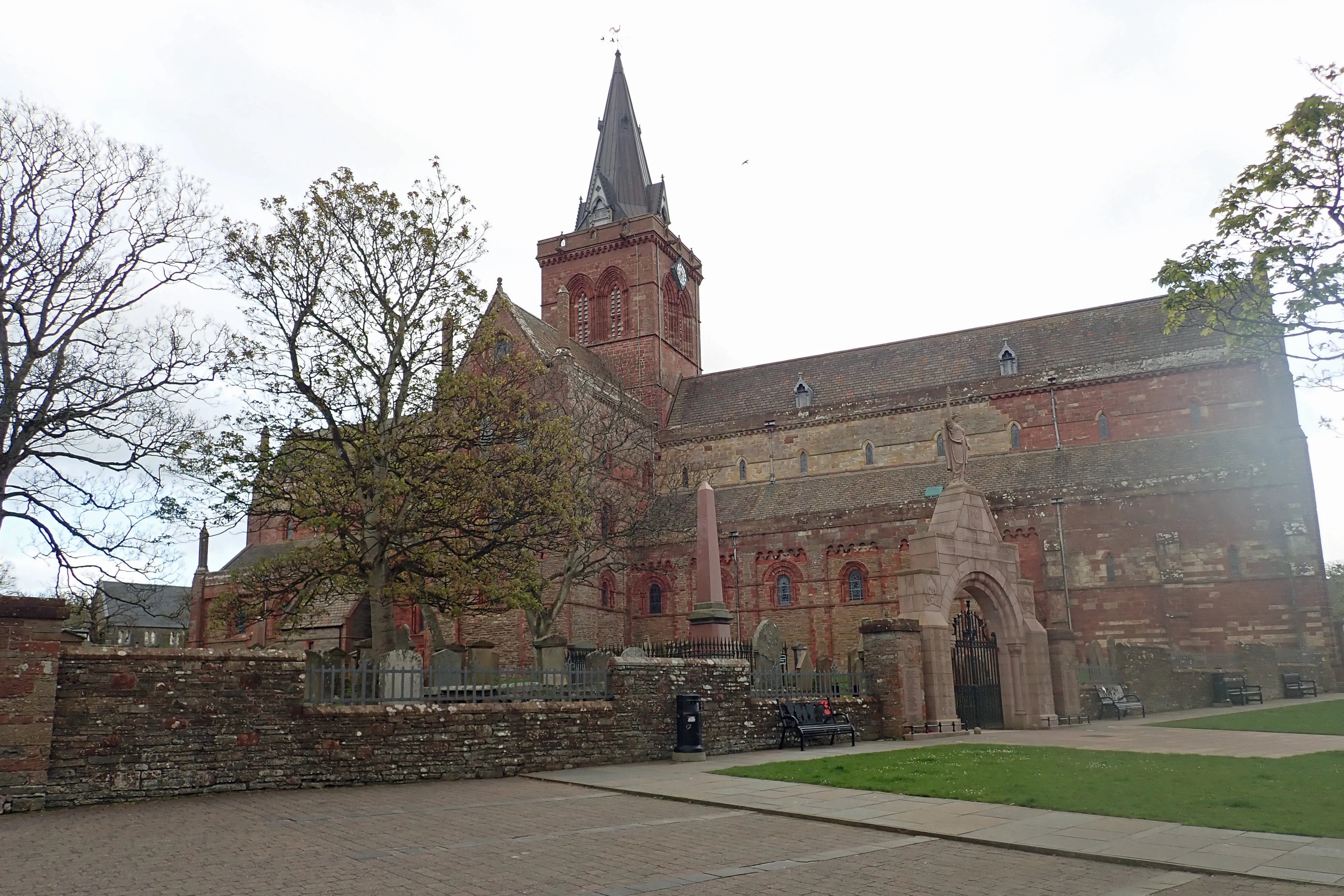 St Magnus Cathedral, Orkney, UK — photo by Jim Bennett