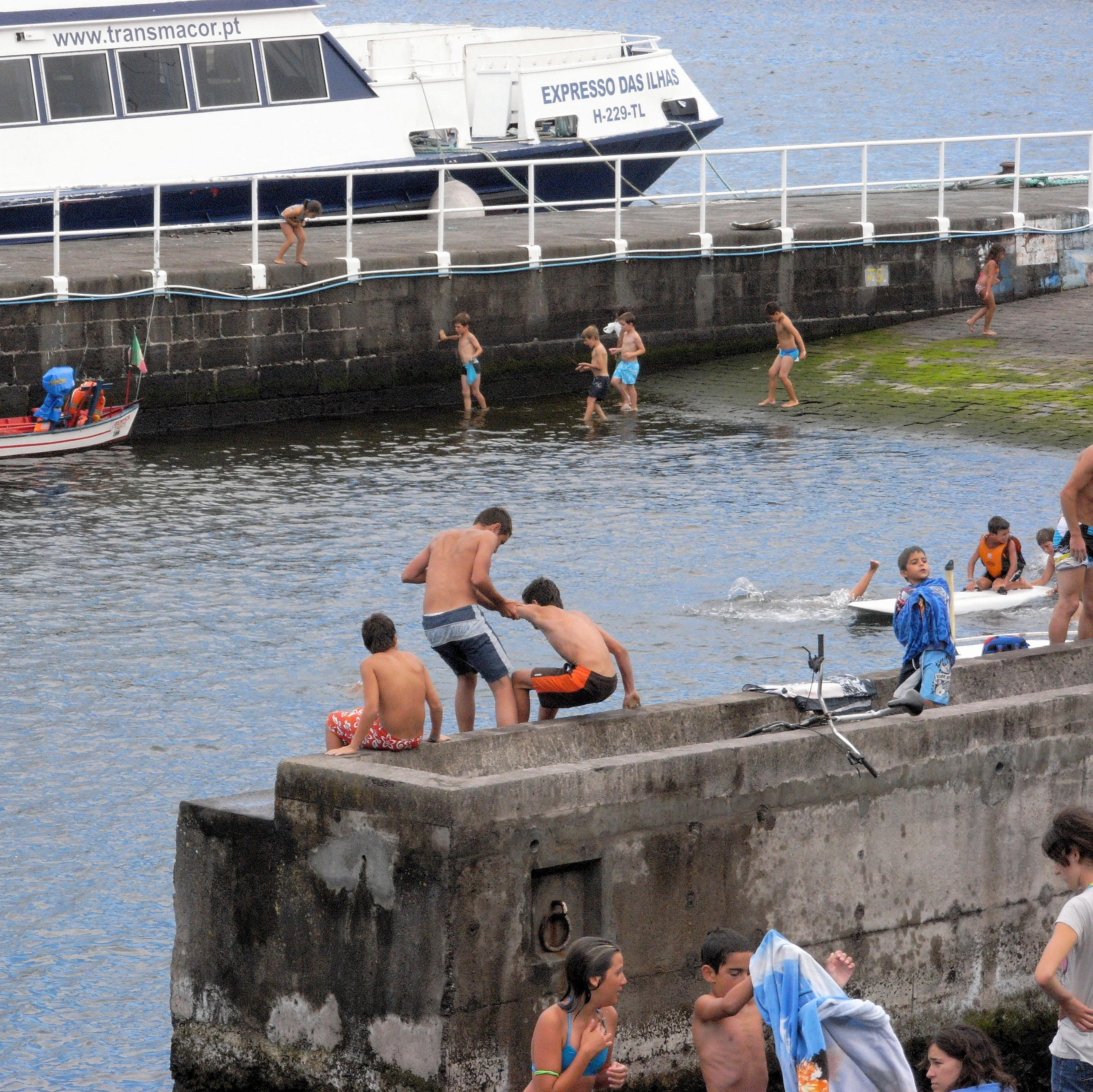 Harbour0, Horta Harbour, Azores, Portugal — photo by Jim Bennett