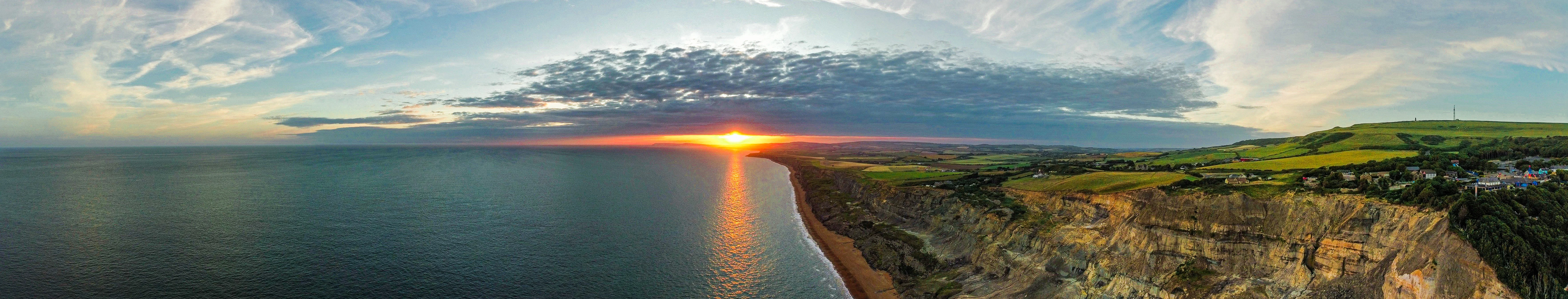 Isle of Wight Coastline, Isle of Wight, UK — photo by Orlando Prugel-Bennett