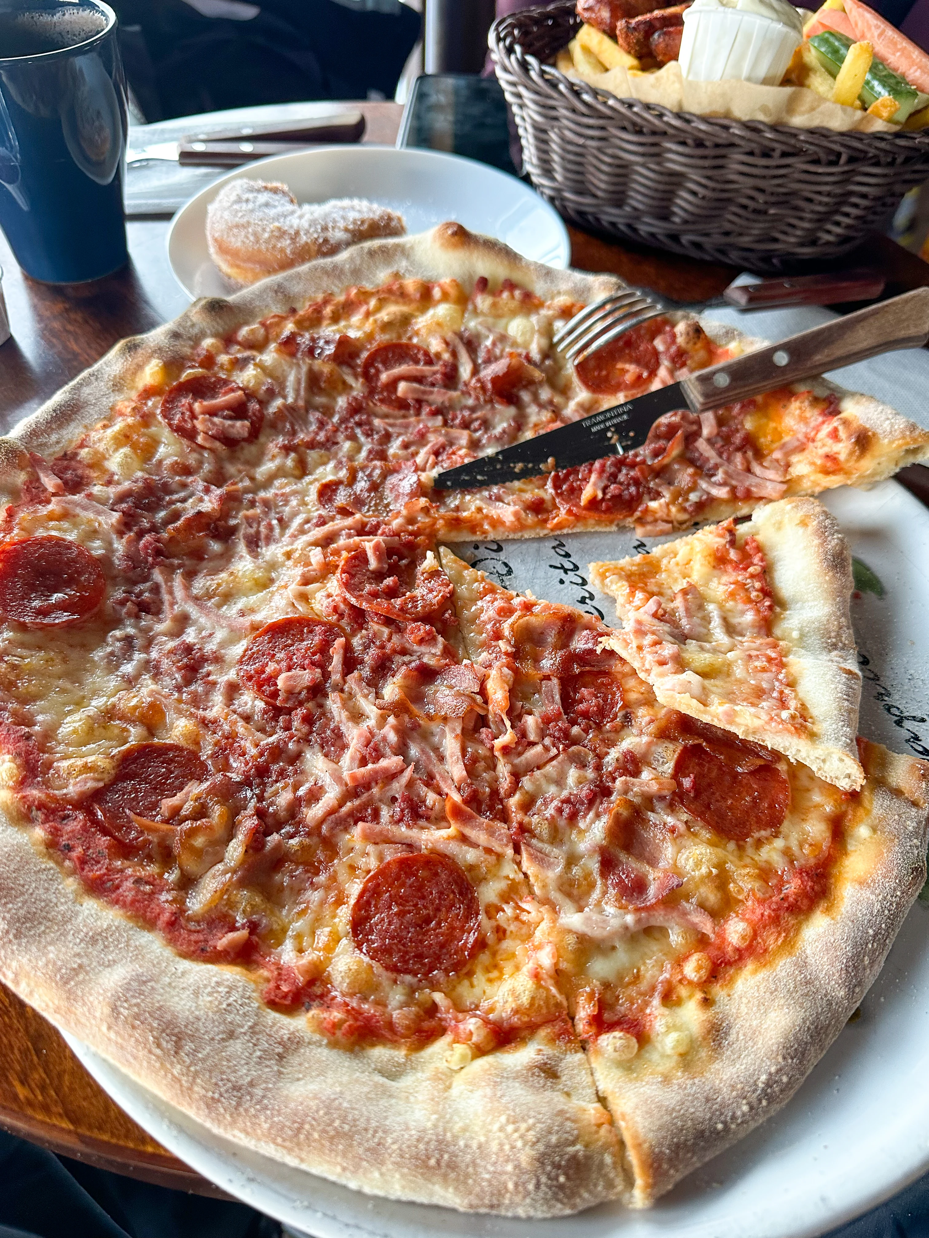 Reindeer pizza, Ÿllas, Finland — photo by Orlando Prugel-Bennett