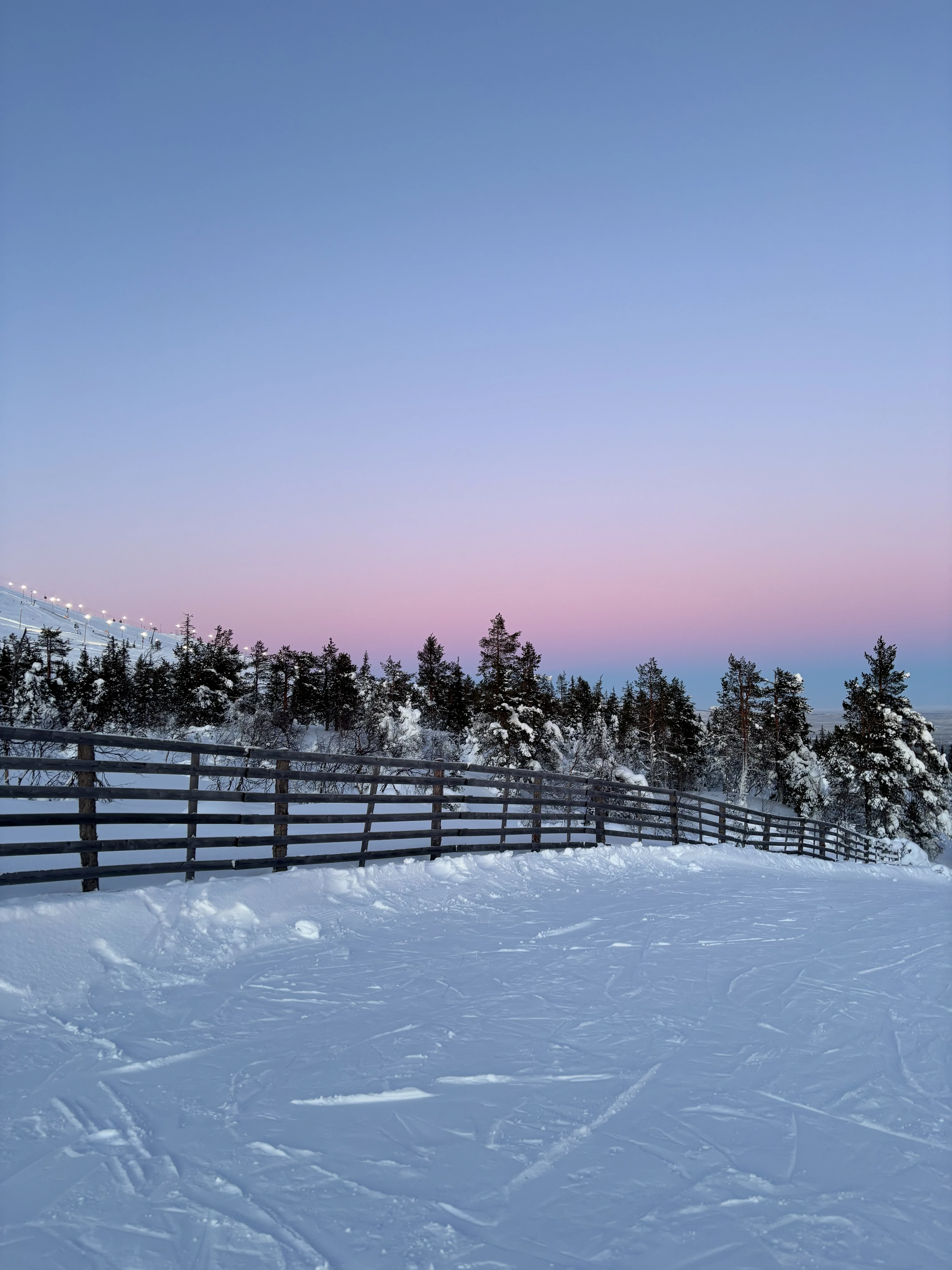 Sunset, Ÿllas, Finland — photo by Orlando Prugel-Bennett