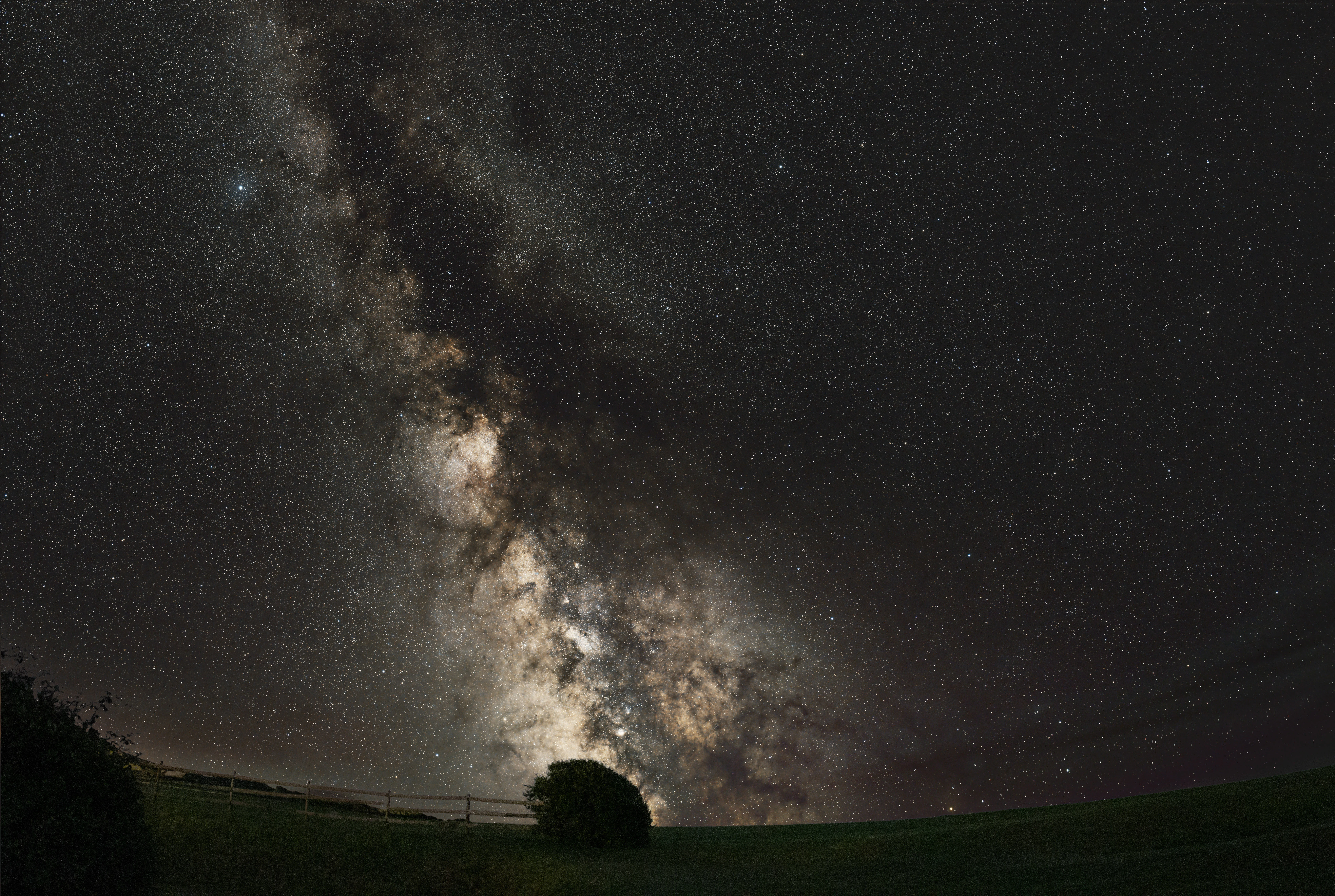 Milky Way from Isle of Wight, Isle of Wight, UK — photo by Orlando Prugel-Bennett