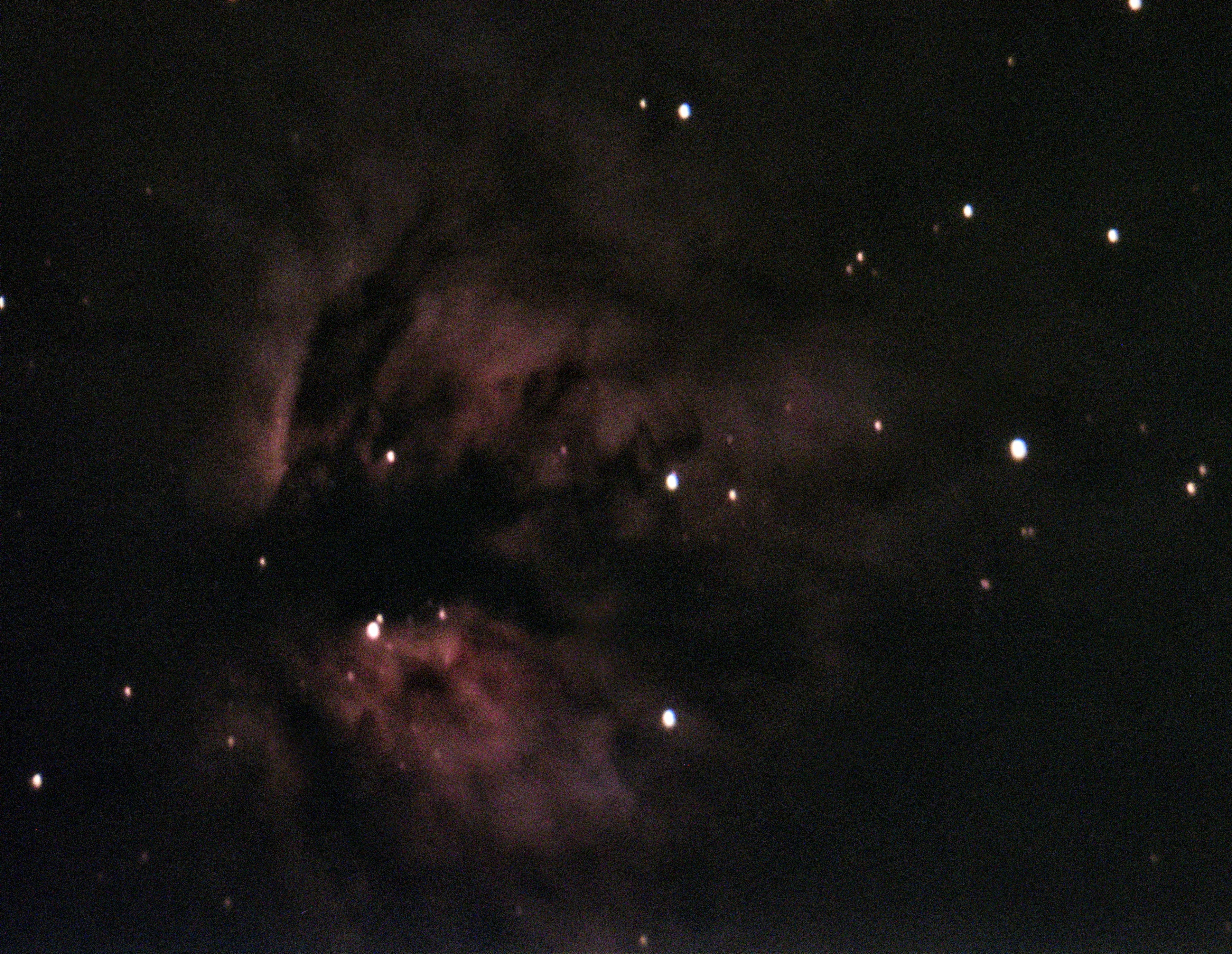 Flame Nebula, UK — photo by Orlando Prugel-Bennett