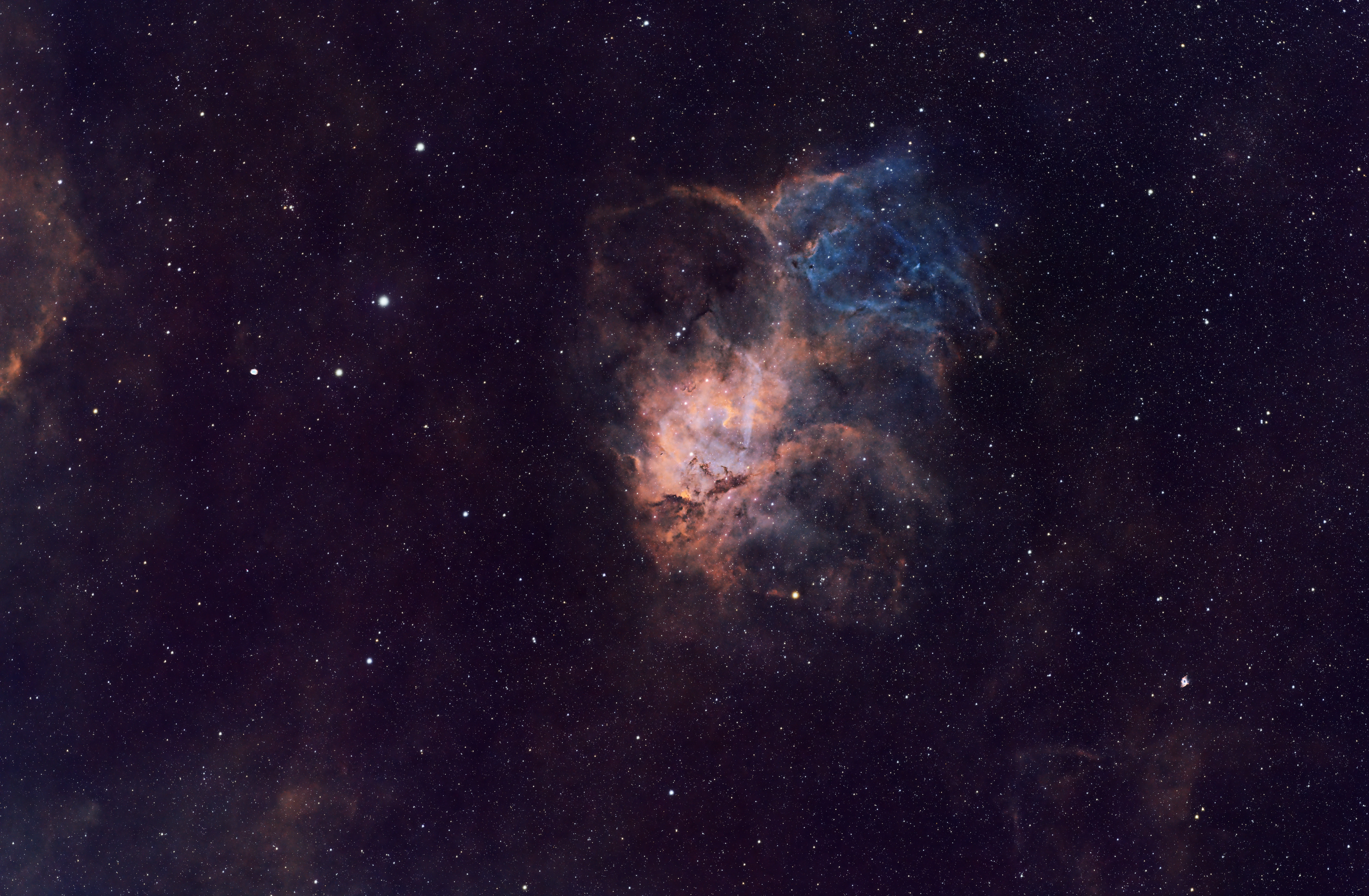 Lion Nebula, UK — photo by Orlando Prugel-Bennett