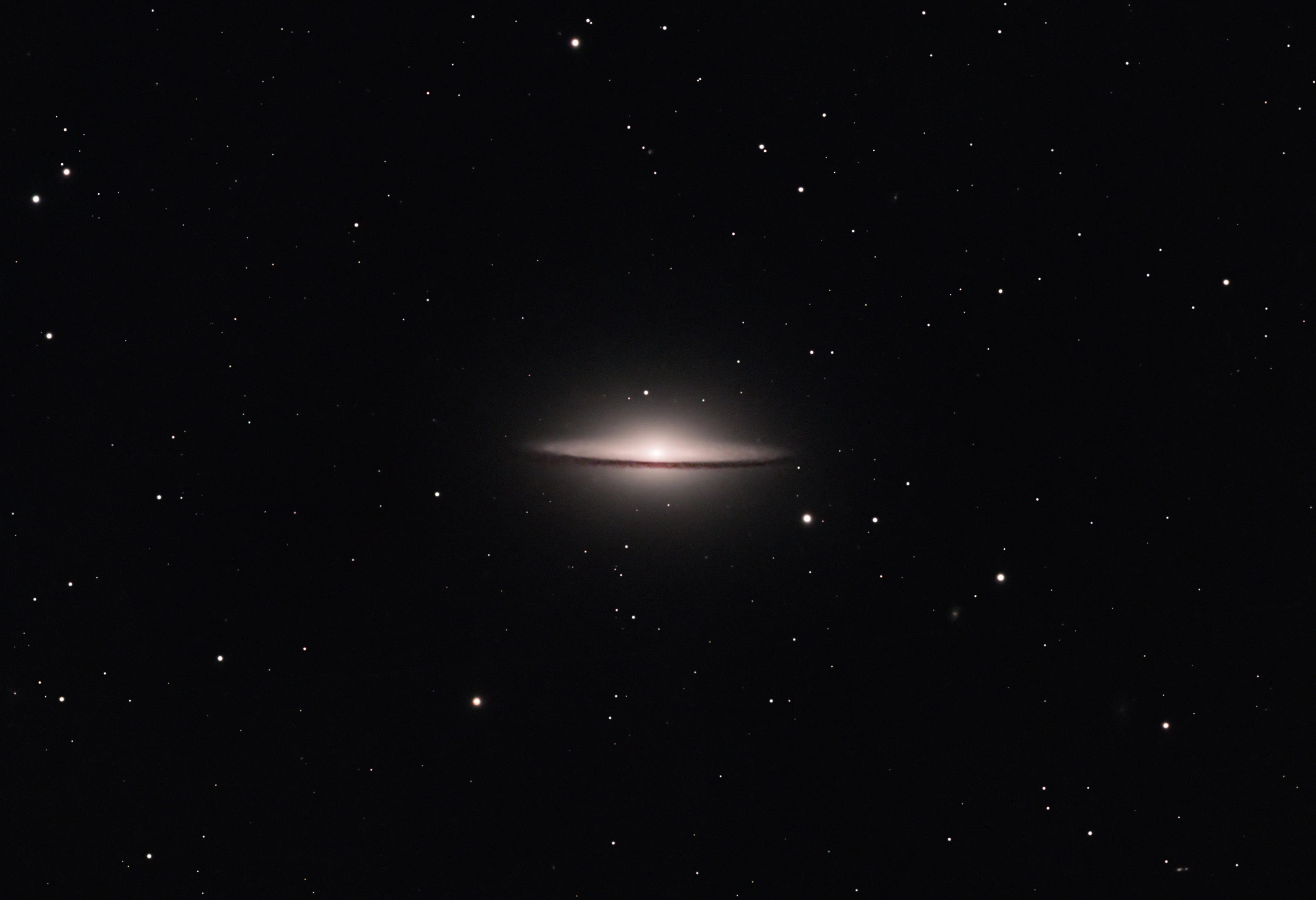 Sombrero Galaxy, Eling, UK — photo by Orlando Prugel-Bennett