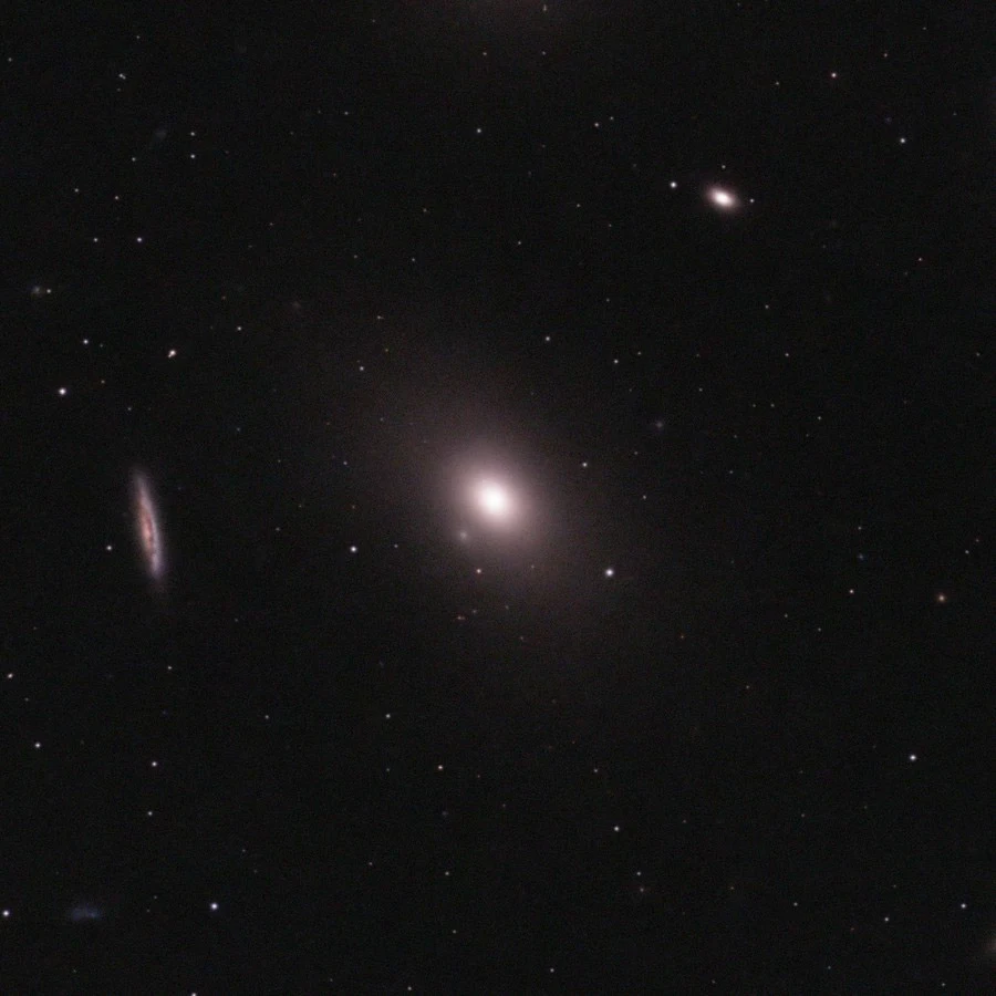 M86, Lancaster, UK — photo by Orlando Prugel-Bennett