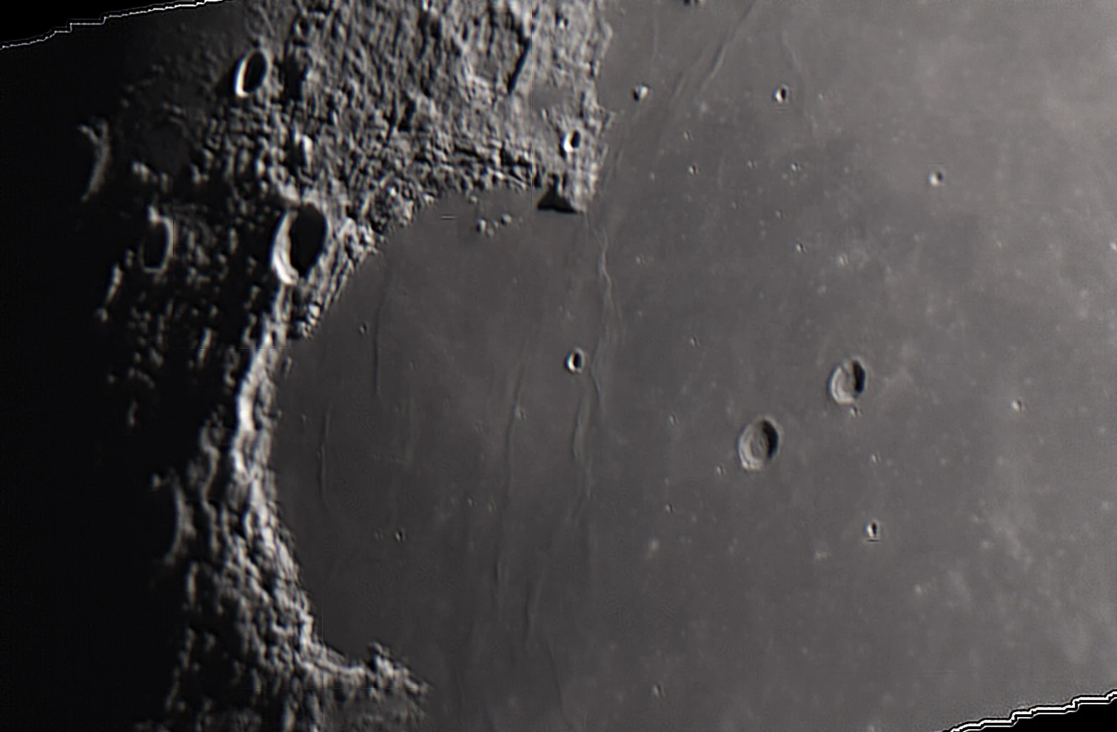 Moon, Lancaster, UK — photo by Orlando Prugel-Bennett