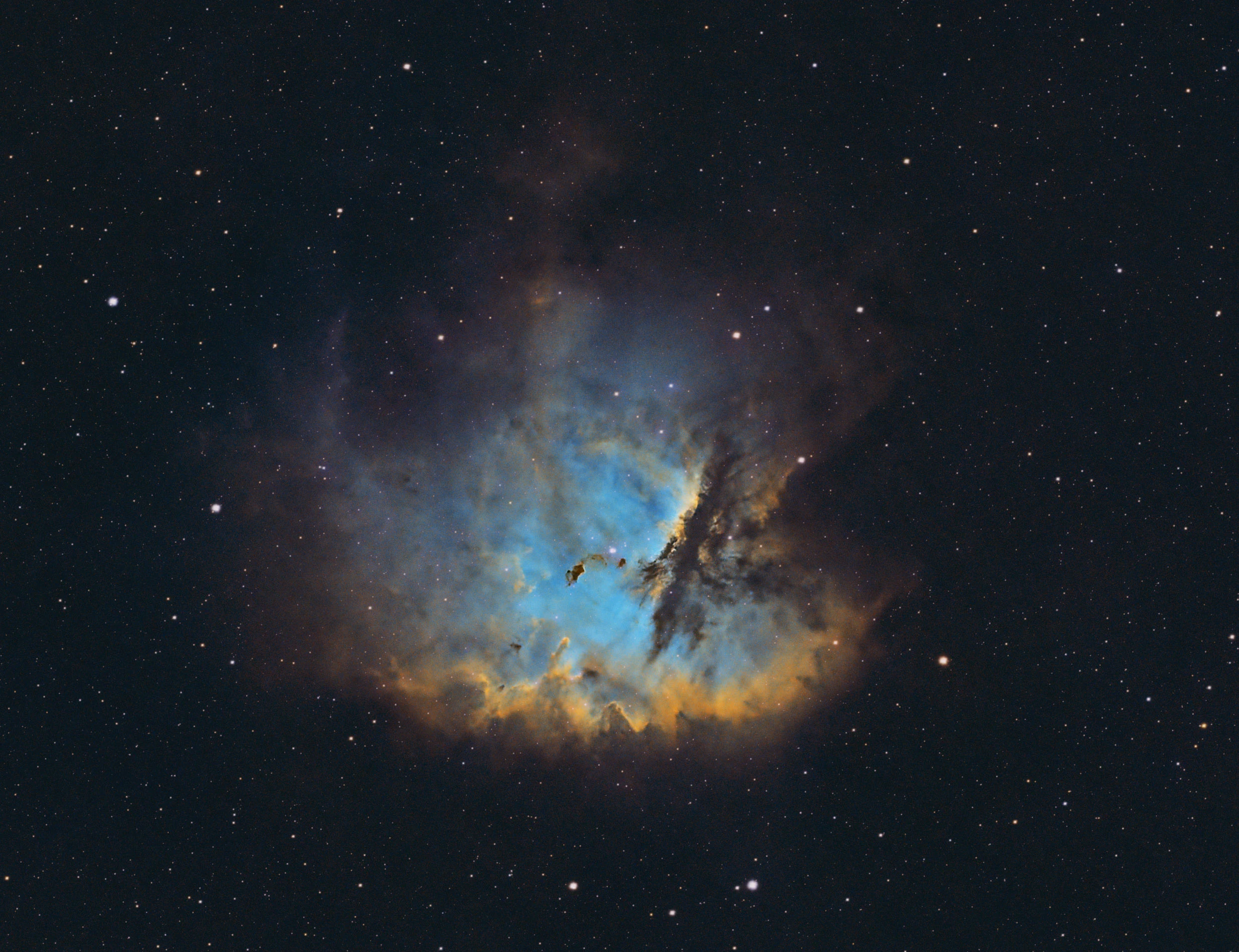 Pacman Nebula (Cropped), Eling, UK — photo by Orlando Prugel-Bennett