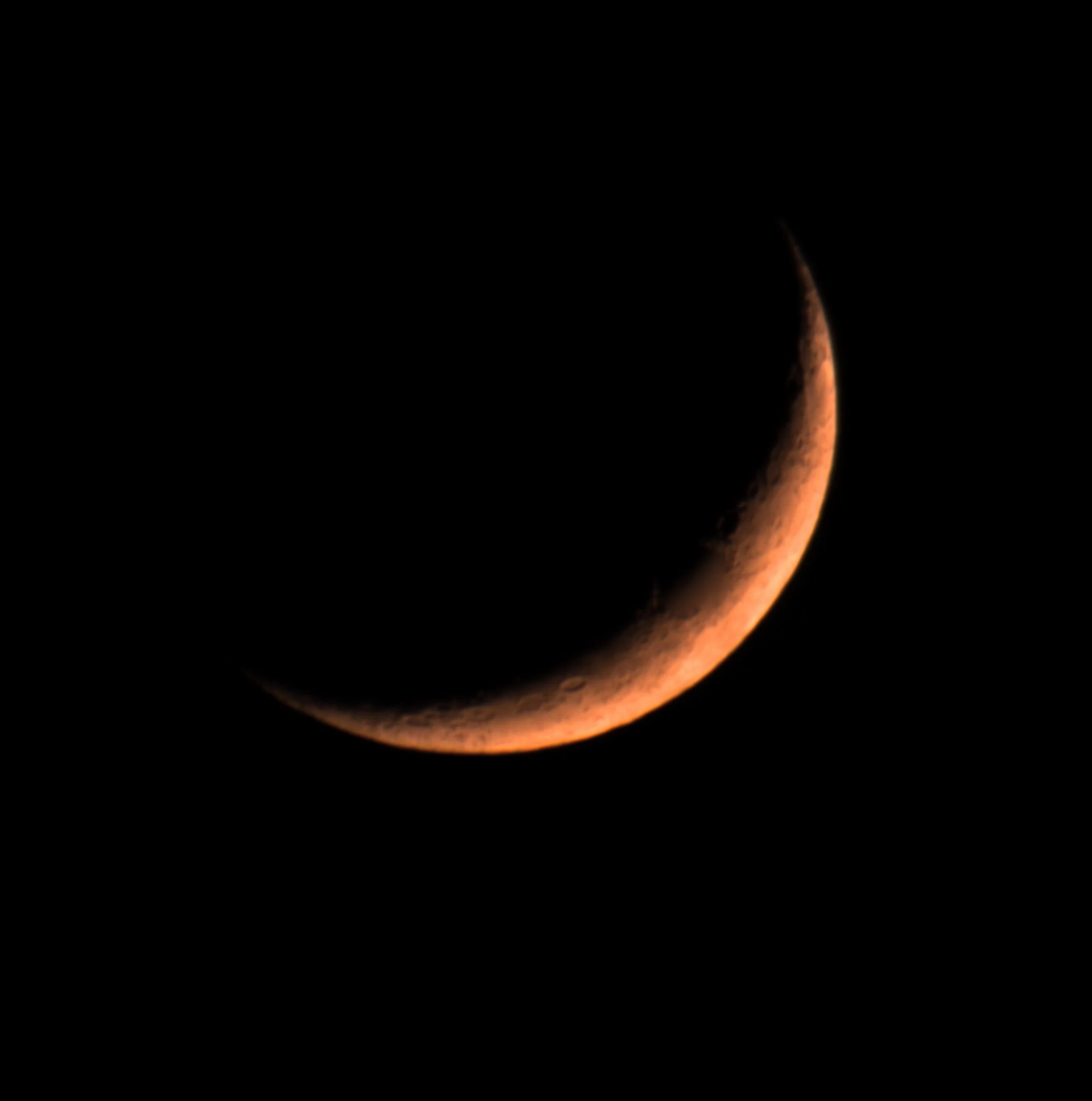 Crescent Moon, Lancaster, UK — photo by Orlando Prugel-Bennett