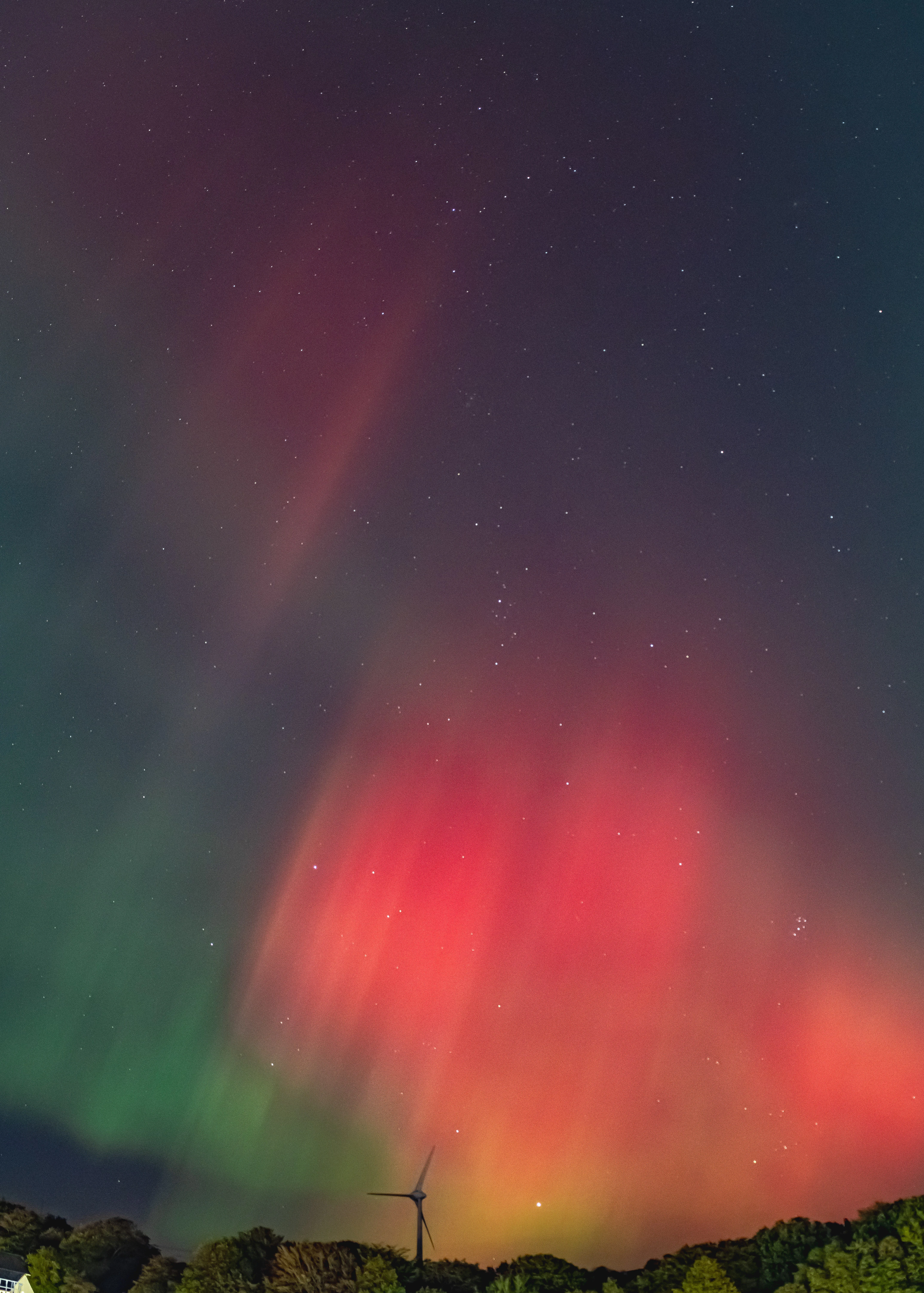 Aurora, Lancaster, UK — photo by Orlando Prugel-Bennett