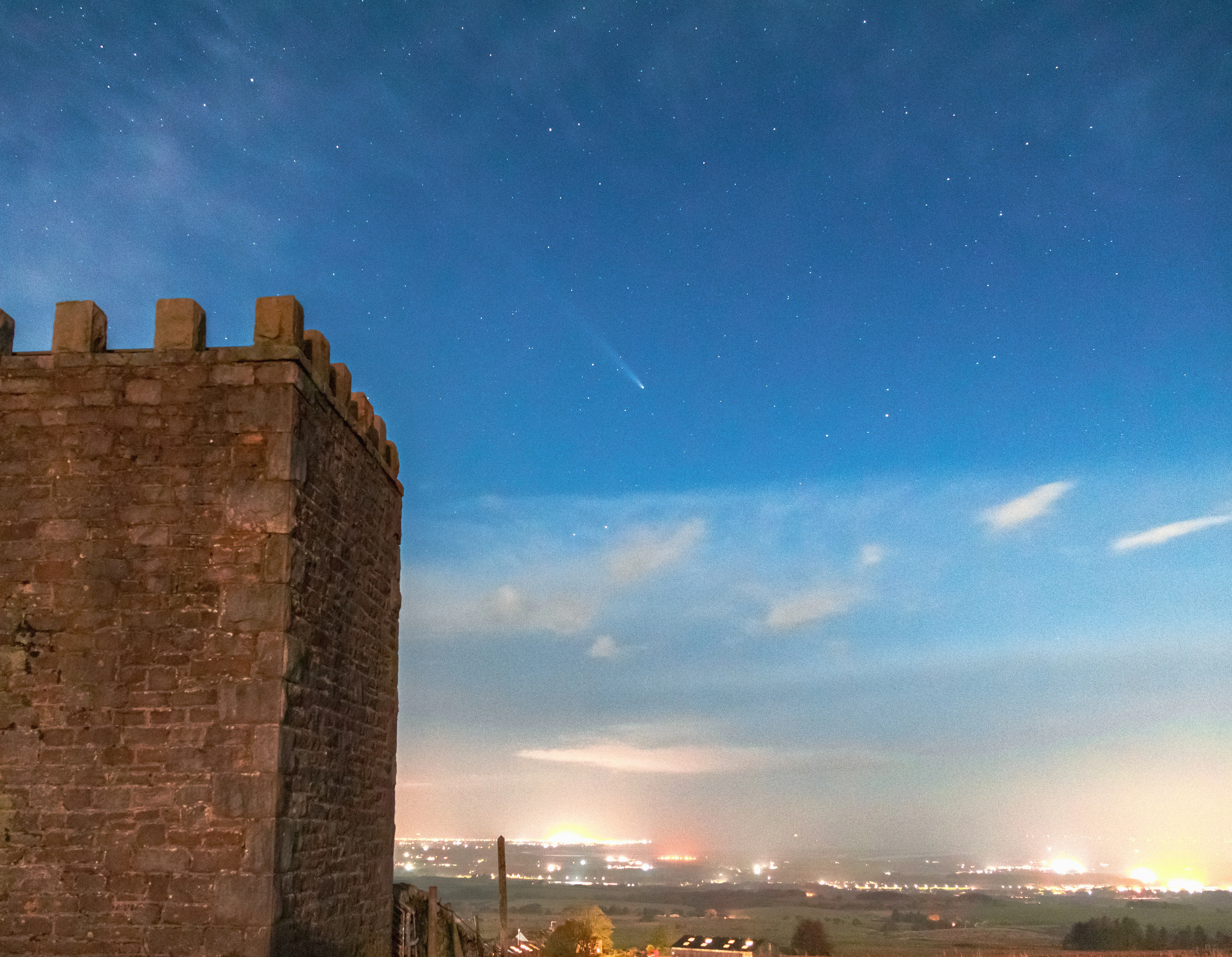 Comet C/2023 A3, Lancaster, UK — photo by Orlando Prugel-Bennett