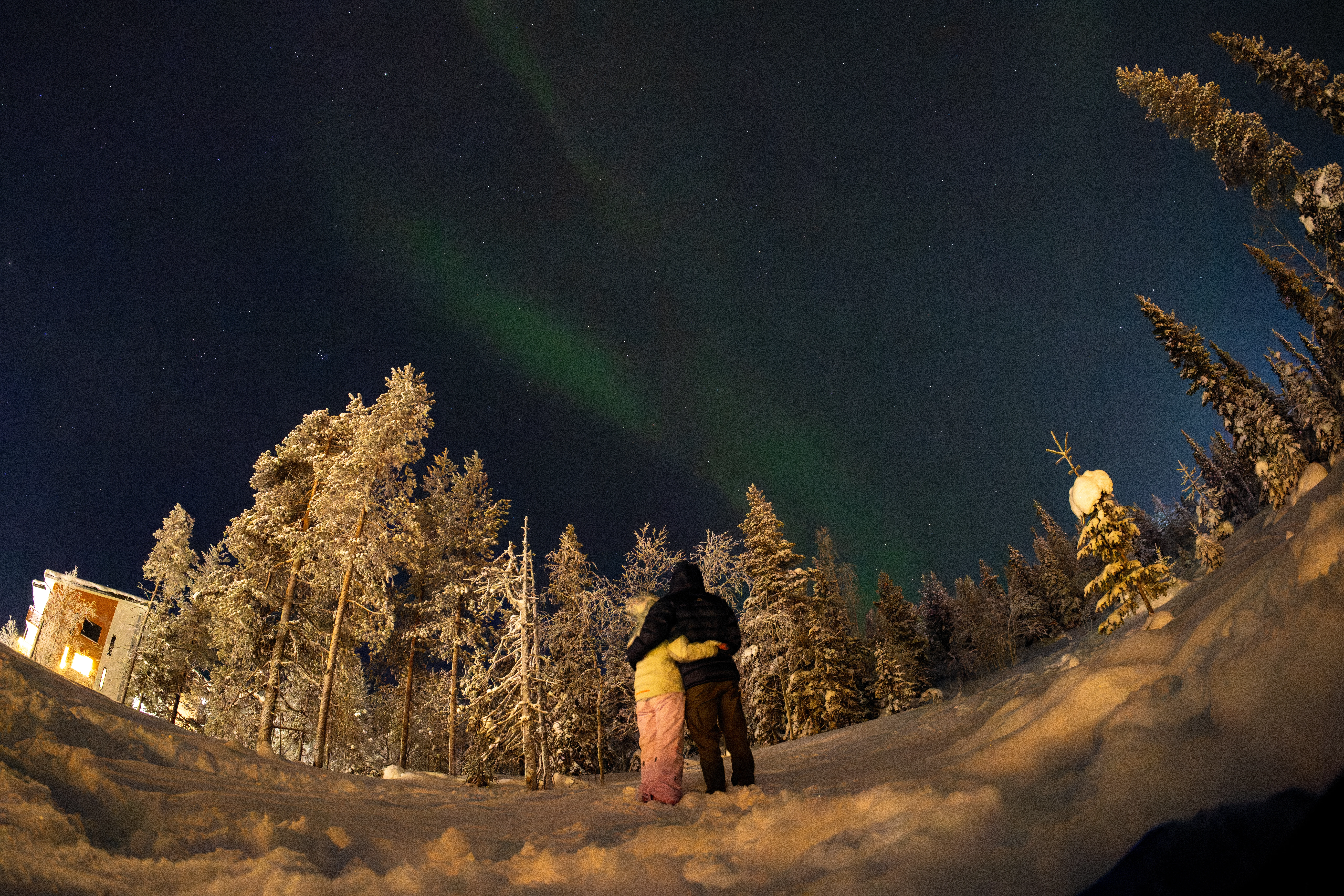 Watching the Aurora, Ÿllas, Finland — photo by Orlando Prugel-Bennett