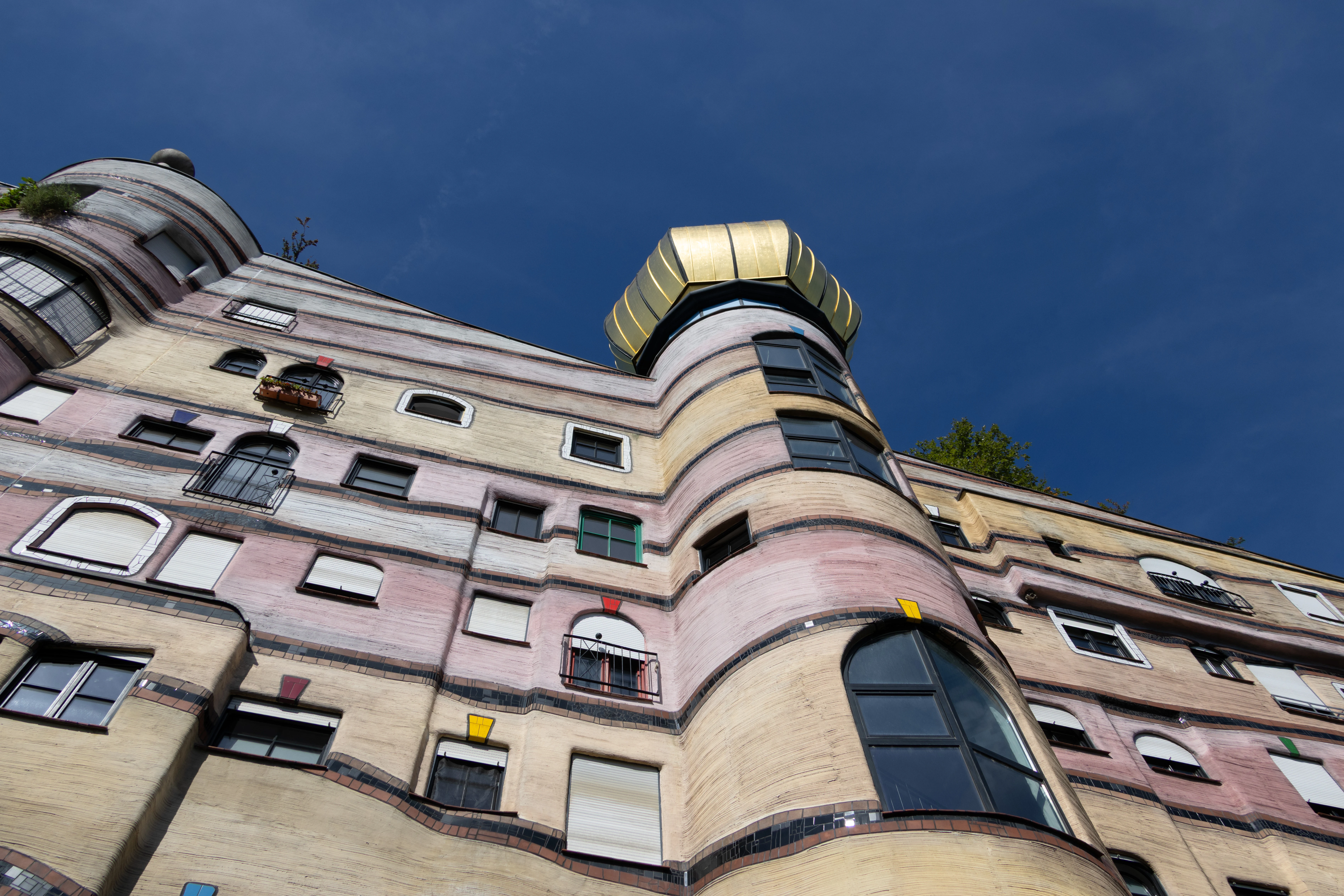 Waldspirale, Darmstadt, Germany — photo by Adam Prugel-Bennett